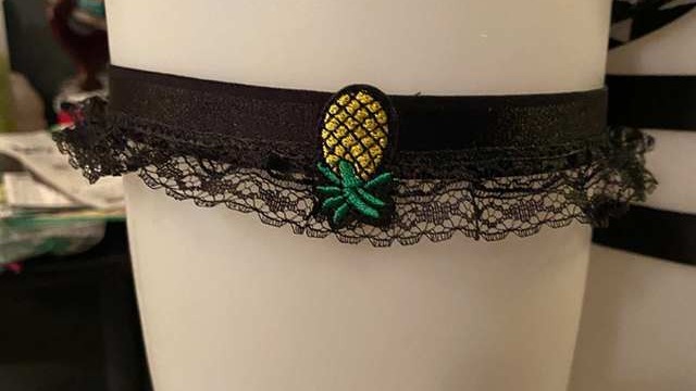 Pineapple Garter